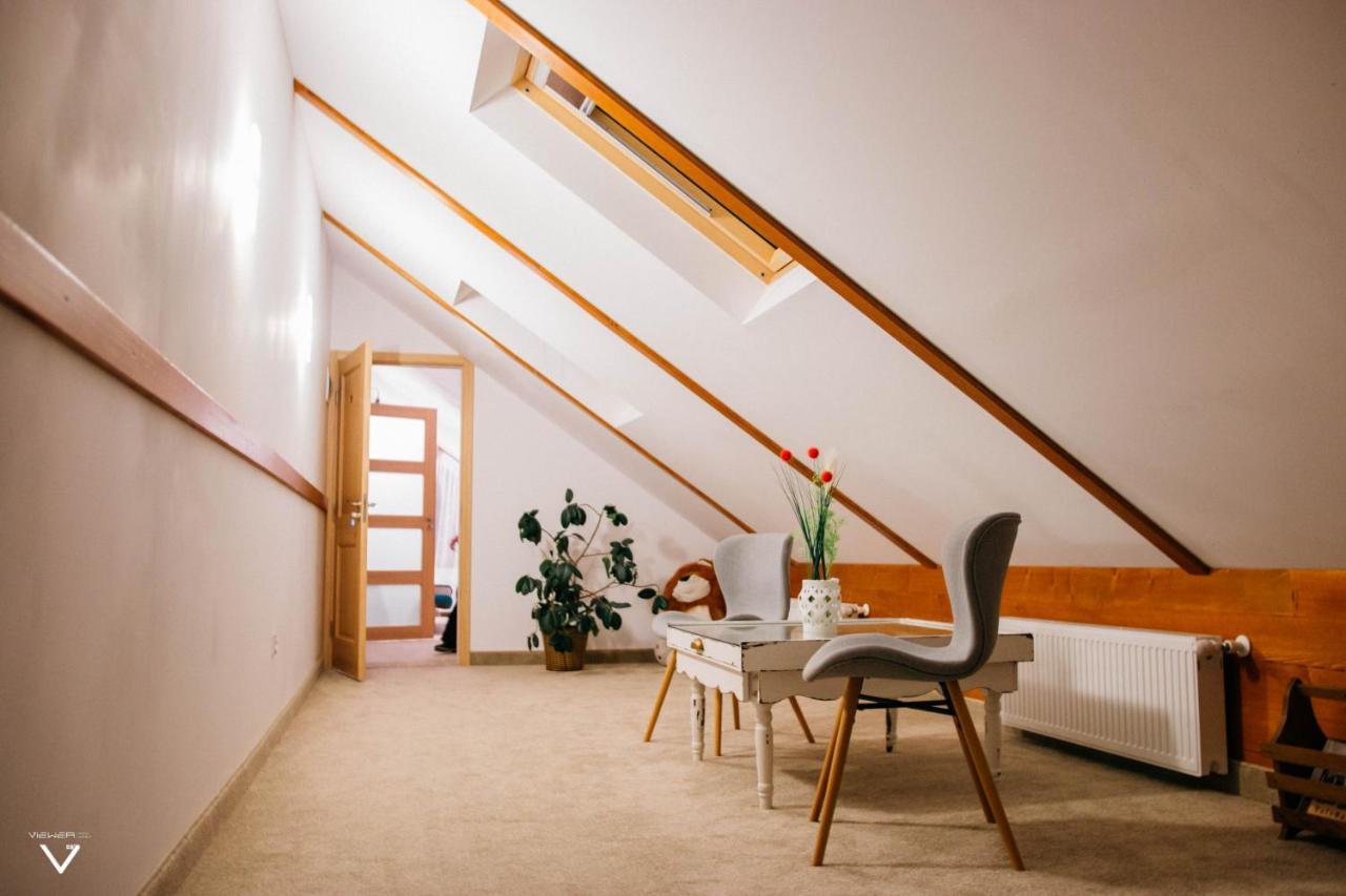 ホテル Casa Carmen ドルナ・アリニ エクステリア 写真