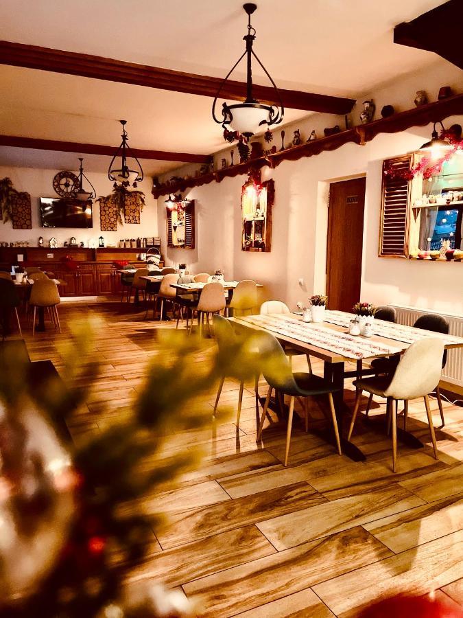 ホテル Casa Carmen ドルナ・アリニ エクステリア 写真